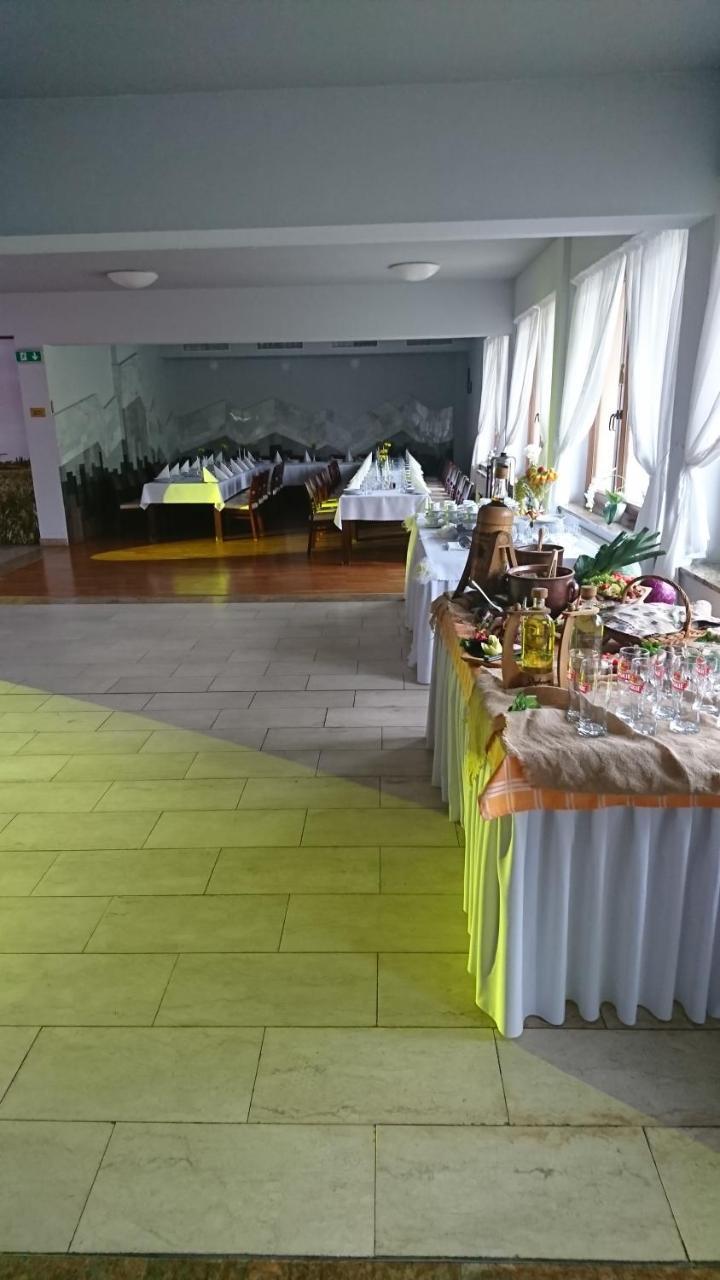 Osrodek Sportu I Rekreacji Gora Kamiensk Hotel Ozga Bagian luar foto